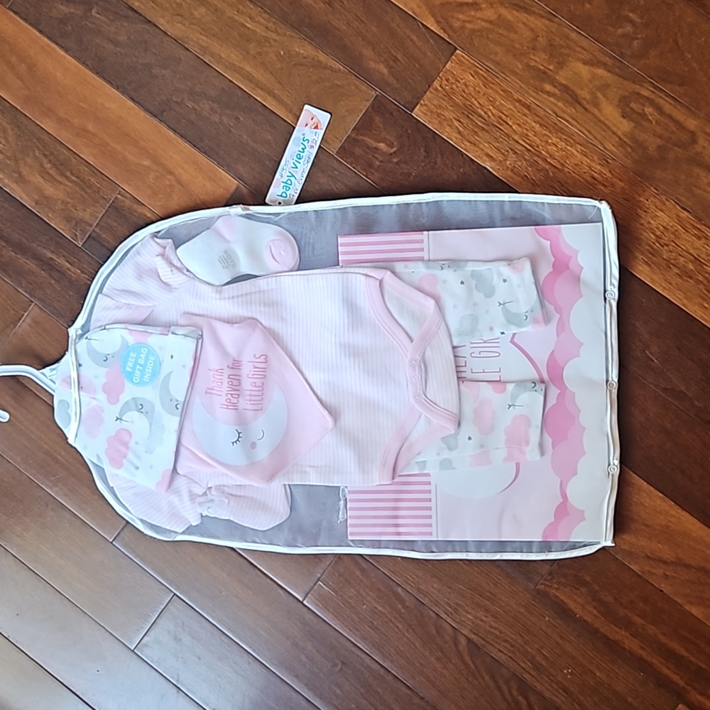 7pc 3-6mo Gift Set NWT